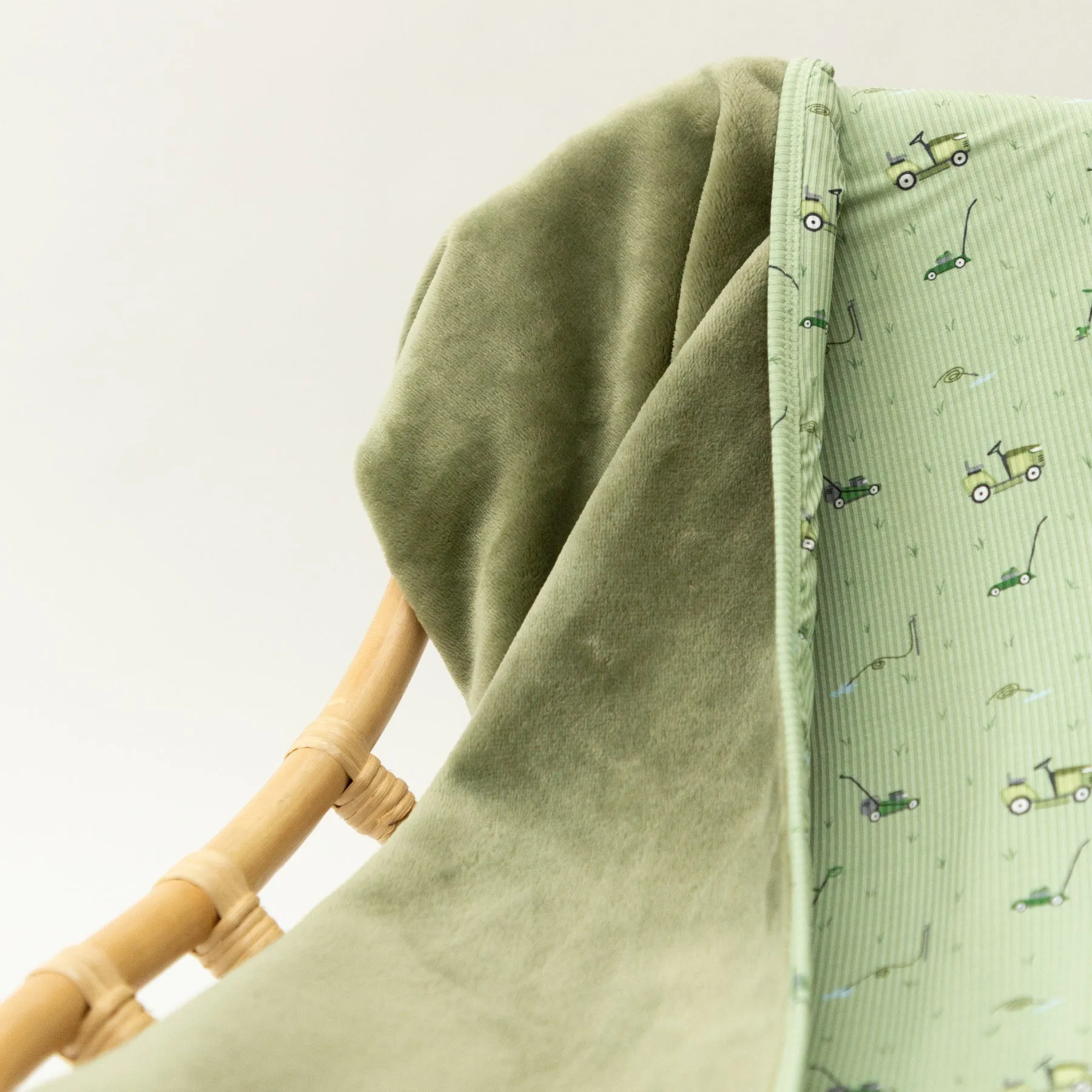 Lawn Mowers Small Ribbed Youth Blanket
