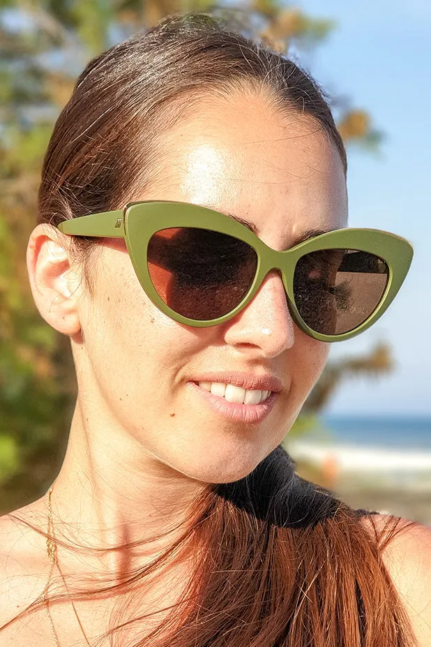 Le Specs  Beautiful Stranger Matte Khaki