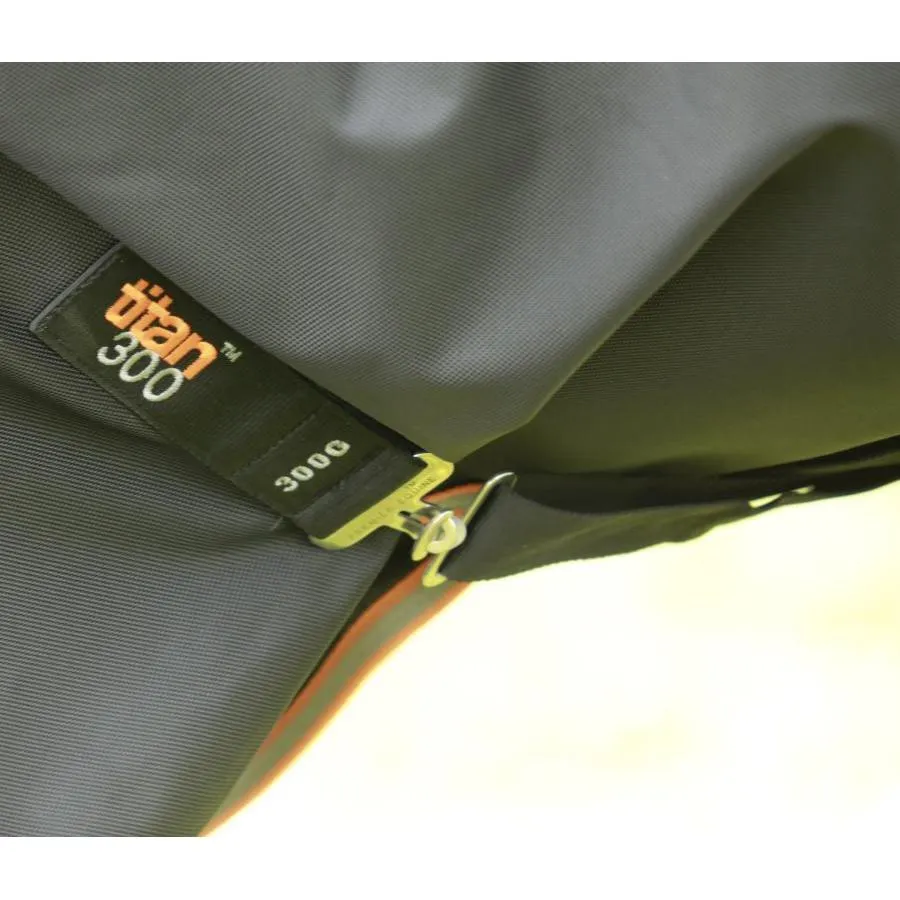 Premier Equine Titan 300g Turnout Rug with Detachable Neck Cover